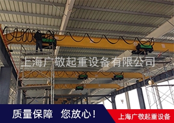单粱桥式水蜜桃性爱视频
